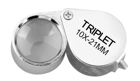 Folding Triplet Magnifier
